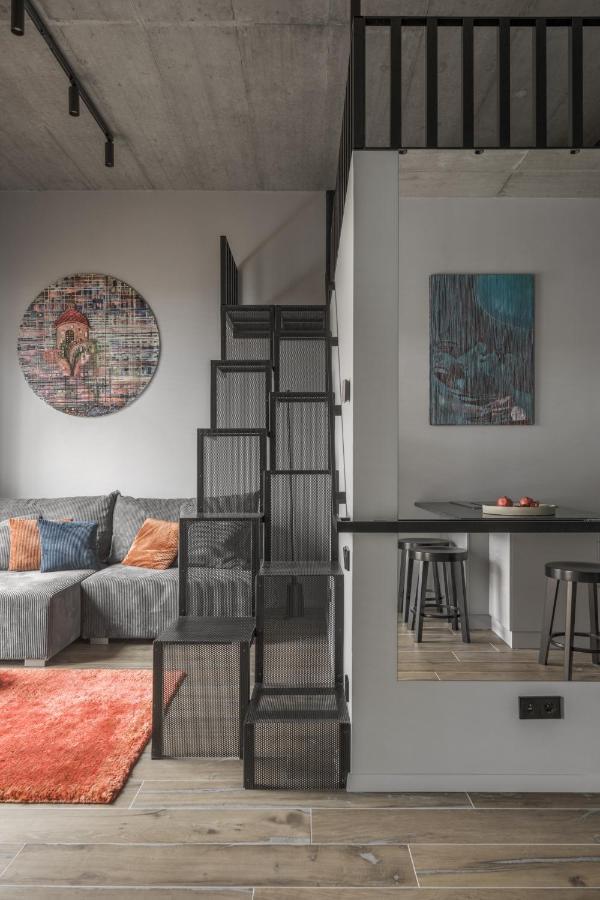 Ivis House Modern Apartment In Vilnius Old Town With Balcony 빌뉴스 외부 사진